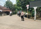 Dalam Rangka Pelayanan Kepada Masyarakat, Polsek Kaliwedi Laksanakan Giat Rutin PH Pagi Di Pertigaan Guwa Kidul Kec.Kaliwedi Kab. Cirebon