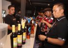Tekan Peredaran Narkoba dan Miras Polisi Sisir Tempat Hiburan Malam, Sita Ratusan Miras dari Gudang Karaoke