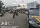 Dalam rangka mengantisipasi kemacetan, laka lantas, dan tawuran pelajar, Polsek Lemahabang atur lalu lintas di pertigaan Cipeujeuh pagi hari.