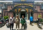 Personel Polsek Gegesik Amankan Sholat Jumat disejumlah Masjid di Gegesik