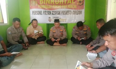 Binrohtal Polsek Gegesik Perkuat Spiritual Anggota