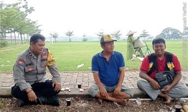 Bhabinkamtibmas Jaga Kamtibmas Desa Wiyong